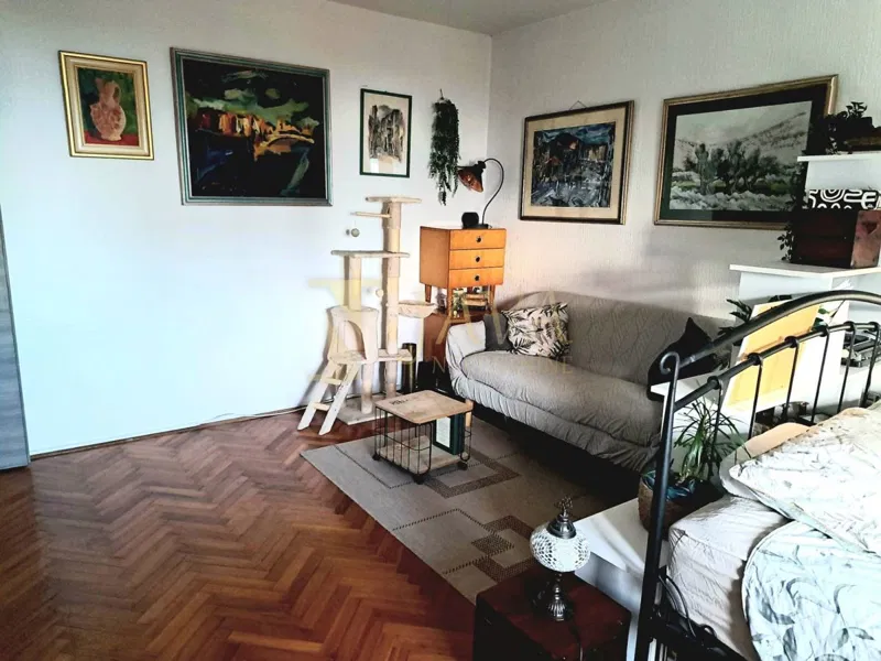 PODMURVICE – UREĐEN STAN | 56 m² | BALKON | POGLED NA MORE – 2