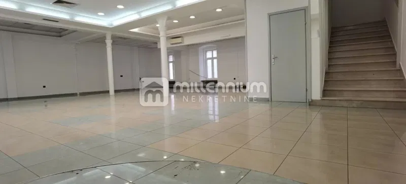 Najam, Rijeka, Brajda, 273m2, odličan poslovni prostor s izlogom