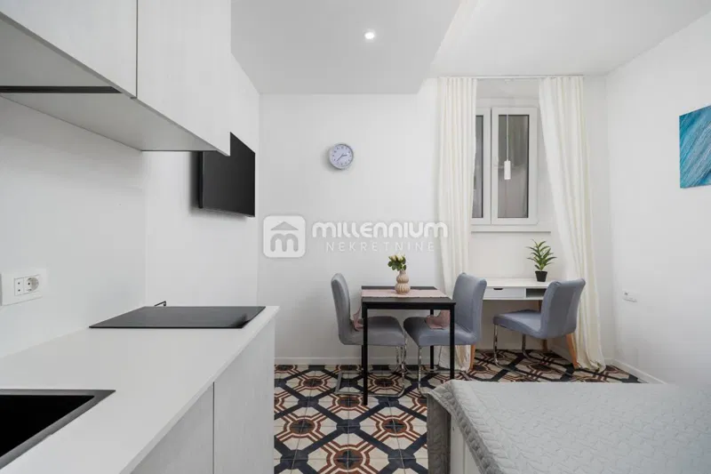 Najam Rijeka, Centar, dva namještena studio apartmana