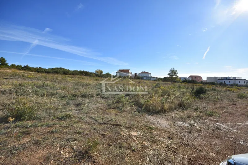 Tribunj – građevinsko zemljište 11.021 m² – 3