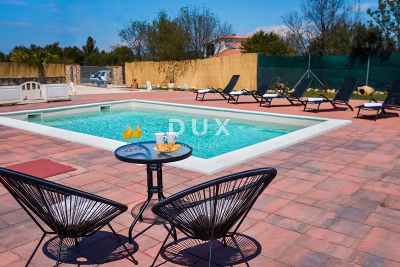 Bilice, vila s bazenom, 171,30 m² – 3