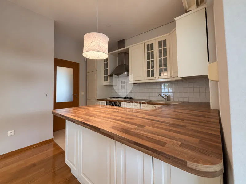 Zagreb, Maksimir, šesterosobni stan, 156 m2, prodaja – 2