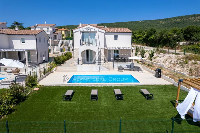Istra, Diminići – vila s prekrasnim bazenom i pogledom na more – 2