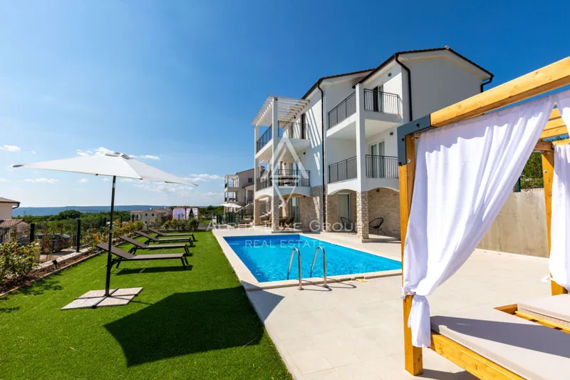 Istra, Diminići – vila s bazenom i panoramskim pogledom na more – 2