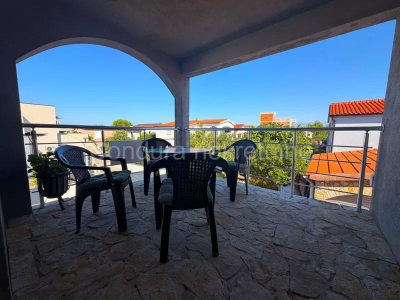 APARTMAN 500 M OD PLAŽE - TERASA I KROVNA TERASA – 2