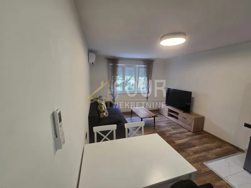 Rijeka, Donja Vežica, 54m2, 2s+db, uređen stan s lođom! – 3