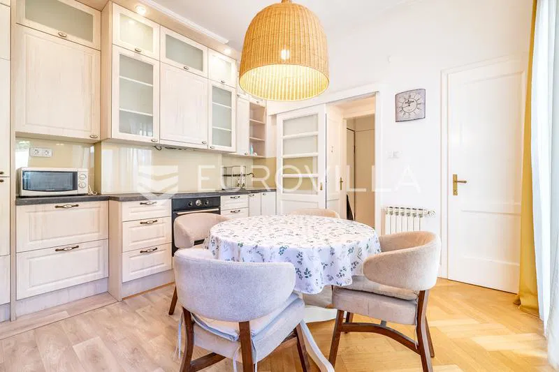 Zagreb, Ribnjak, prekrasan dvosoban stan 71 m² – 3