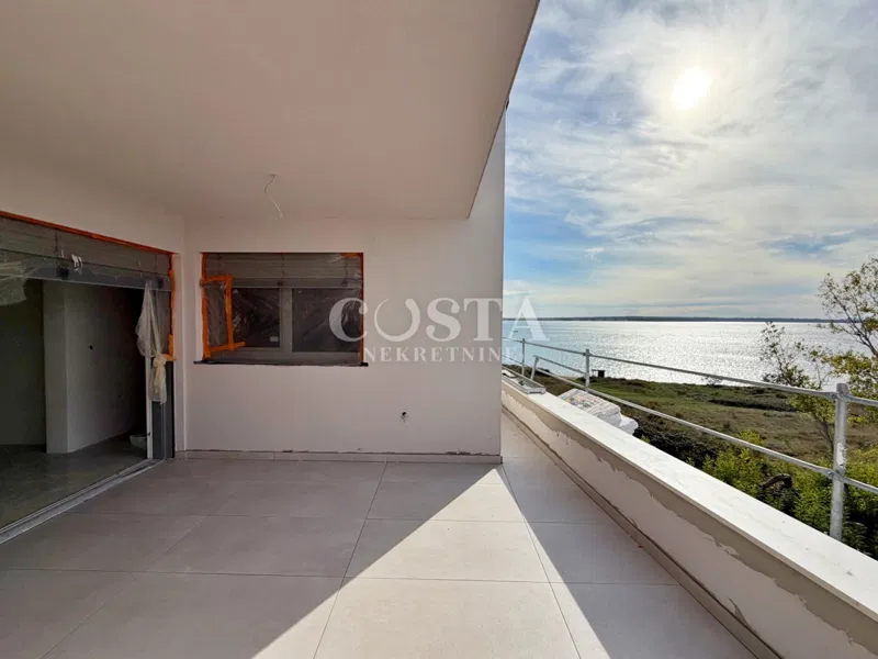 ZADAR, PRIVLAKA - Stan u izgradnji 60 m od mora S5