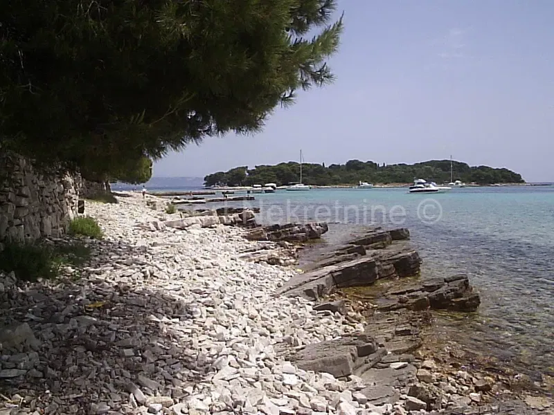Drvenik Veli, agricultural land 4000m2, near the sea – 2