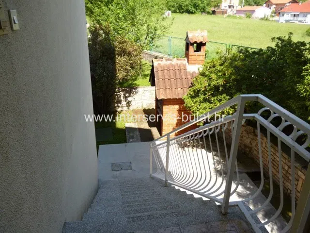 Casa Knin – 2