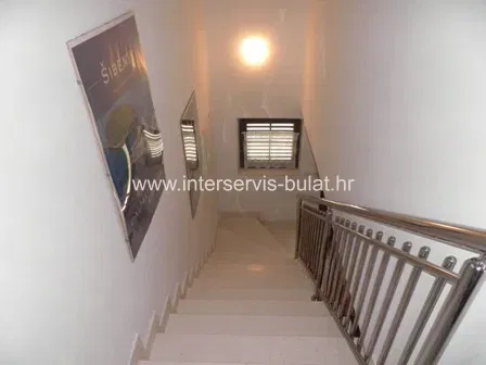 .::: Guesthouse with 10 rooms and a café :::. – 3