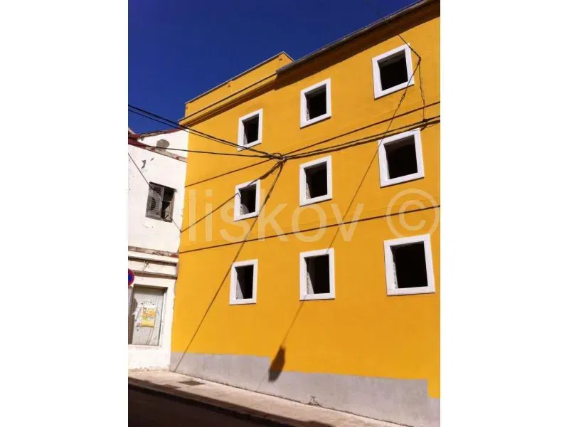 Drniš, casa in serie – 3