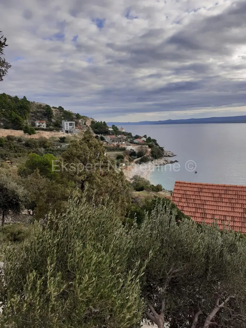 Telek Nerežišća – 3