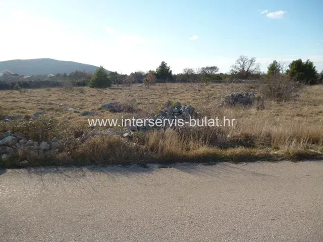 .::: Building plot near the Krka river:::. – 2