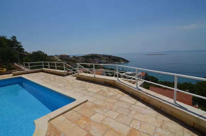 Casa, per la vendita, Punat, Croazia, 450 m2, 1.650.000,00 EUR – 2