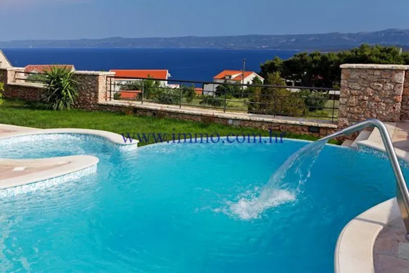 COMFORTABLE VILLA IN BOL, BRAC – 3