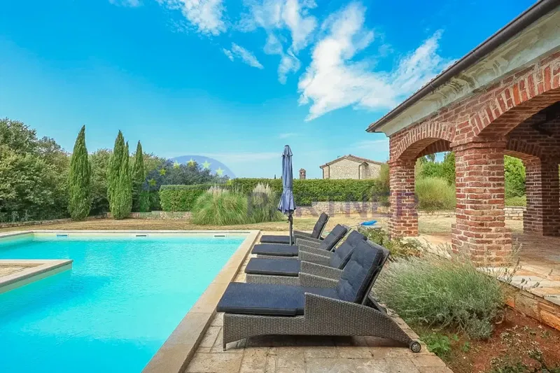 Villa in pietra con vista mare, nei pressi di Poreč – 3