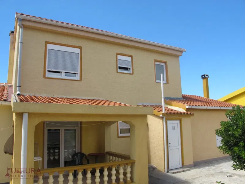 House Vir – 2