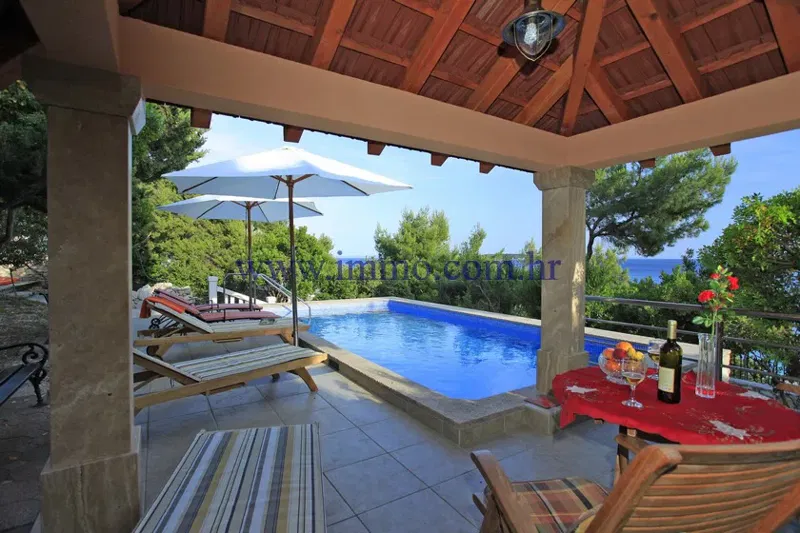 KORČULA, GORGEOUS VILLA WITH SWIMMING POOL, ON THE SEAFRONT – 2