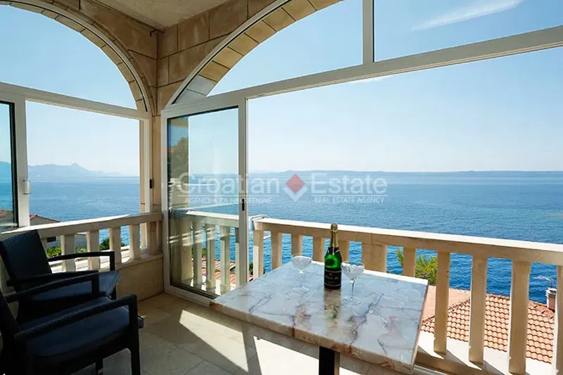 Brač-sziget, tenger közeli villa eladó – 3