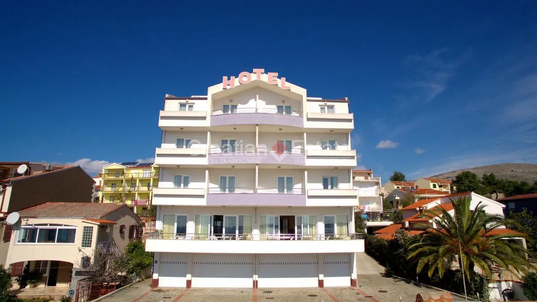 Trogir, obiteljski hotel na prodaju