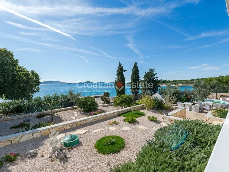 Pirovac, one of the most beautiful villas with pool – 3