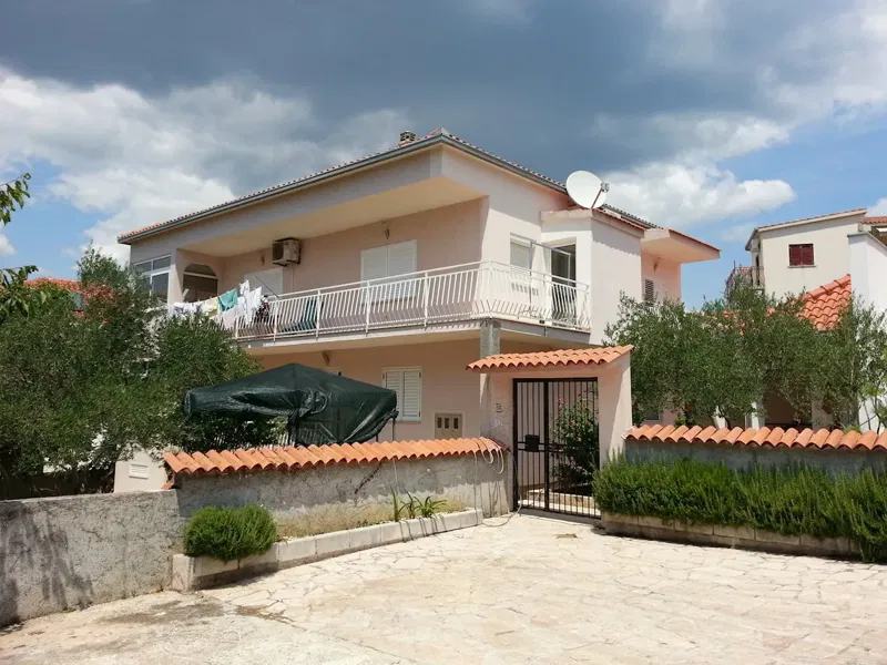 Beautiful family home near the sea, for sale – 2