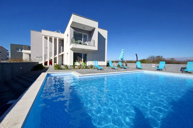 Beautiful house with 4 apartments and a pool, Zaton – Nin – 3