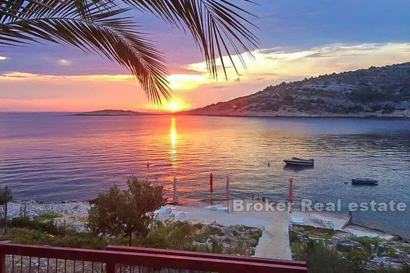 Casa spaziosa in prima fila al mare – 2