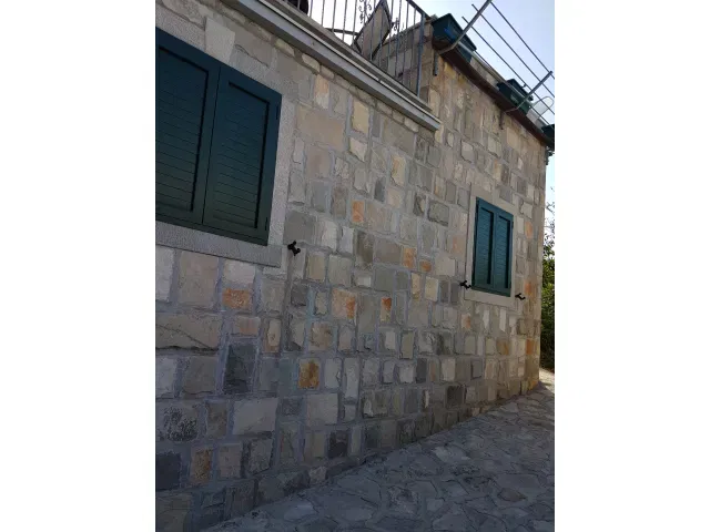 House Bast – 3
