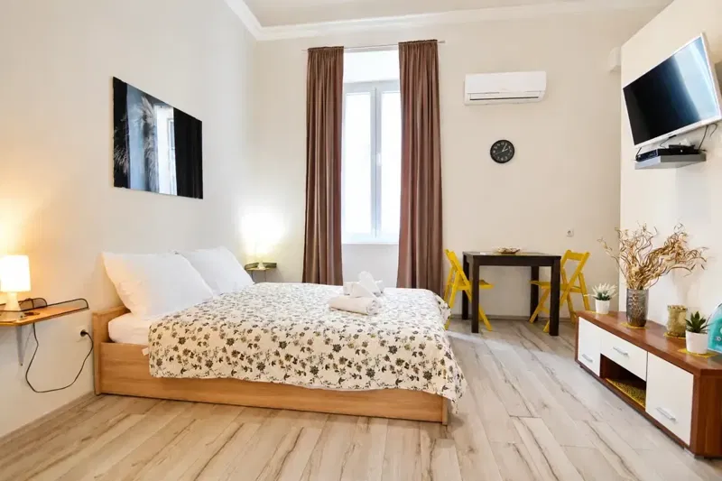atraktivno-stan-cca-80-m2-4-apartmanske-jedinice-top-pozicija-dubrovnik-stari-grad