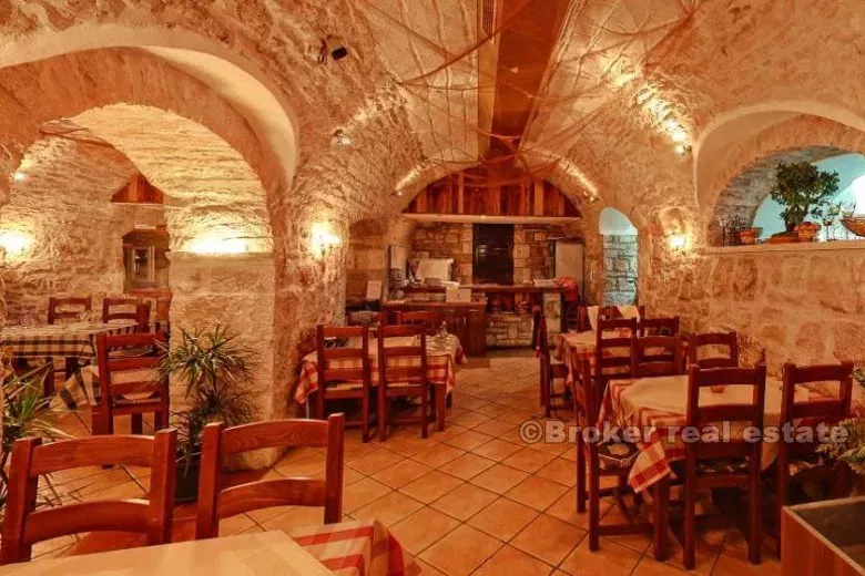 Lokal użytkowy Hvar – 2