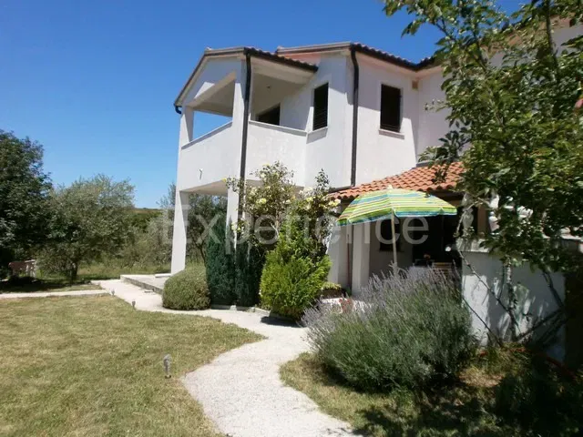 Vižinada, House with 5 Apartments, Motovun View, Quiet Area – 2