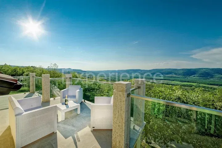 Motovun, villa con piscina e vista, 4 camere, zona tranquilla – 3