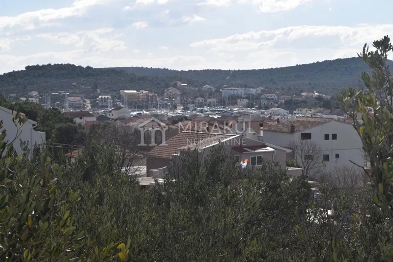 Nekretnine Jezera, Građevinsko zemljište na mirnoj lokaciji – 2