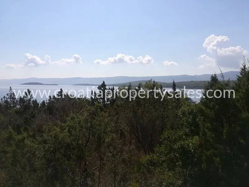 Telek Hvar – 3