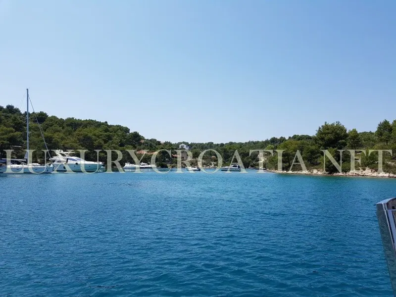 Działka z panoramicznym widokiem na morze Šolta, akwatorium splitskie – 2