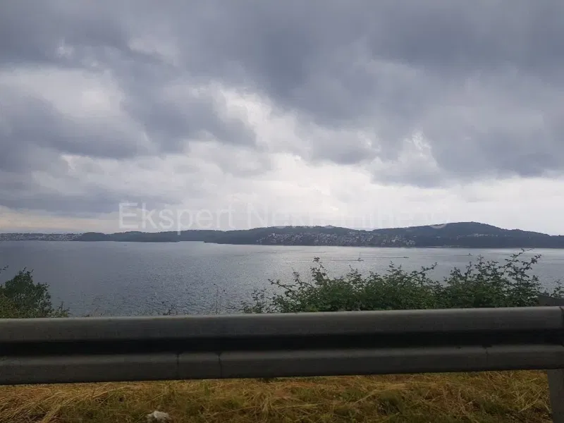 Seget Donji, Baugrundstück 1620 m2, offener Meerblick,
