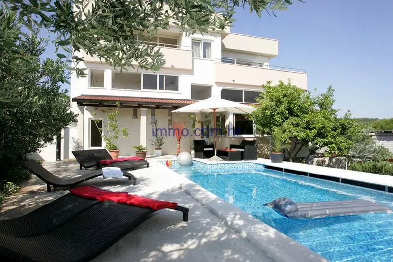 ČIOVO, VILLA WITH SWIMMING POOL AND SEA VIEW! – 2