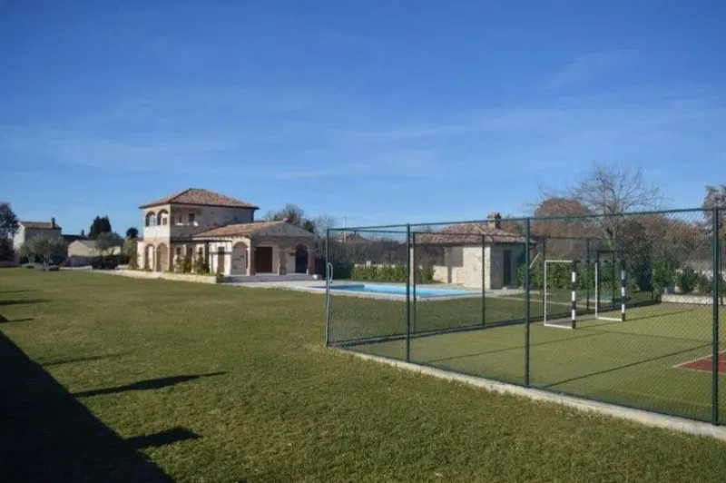 Villa in pietra d'Istria vicino a Porec, Istria, Croazia – 3
