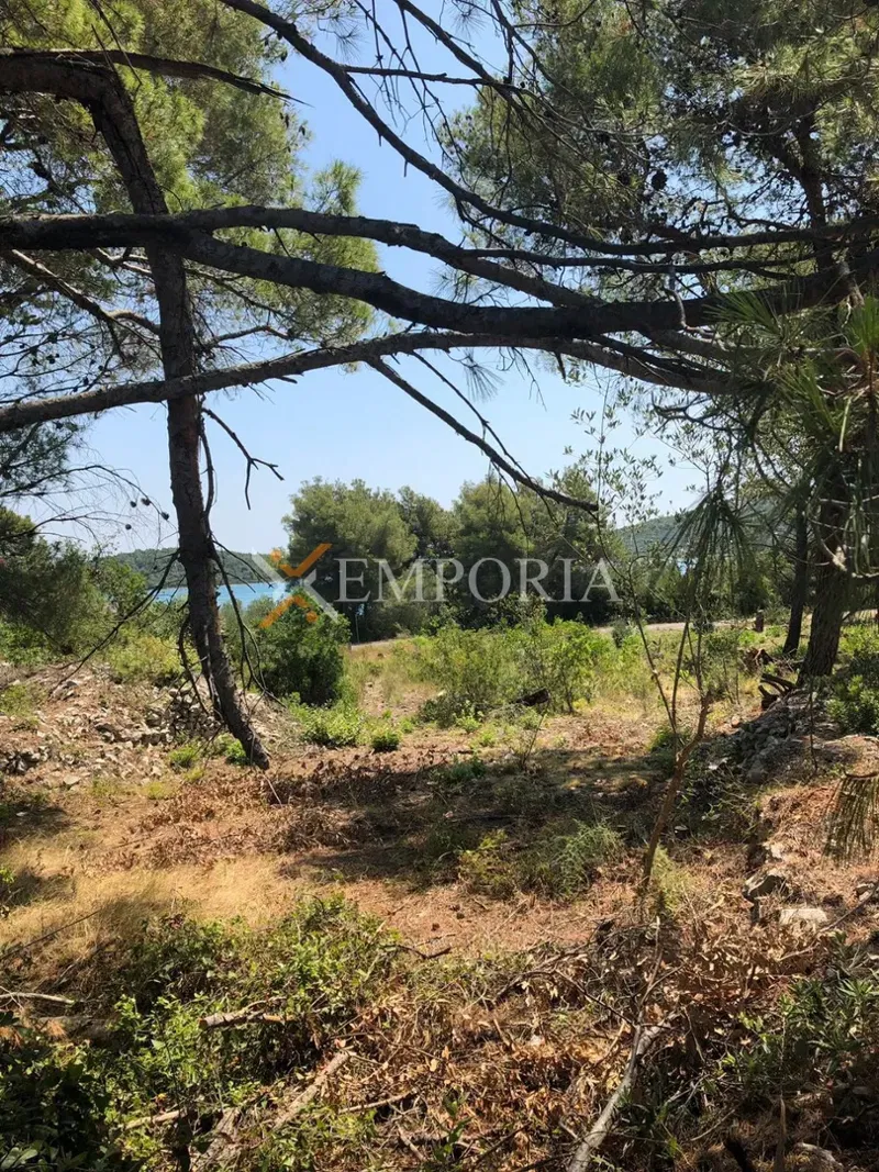 Urbanized land 65 m from the sea, in Kukljica, Island Ugljan – 2