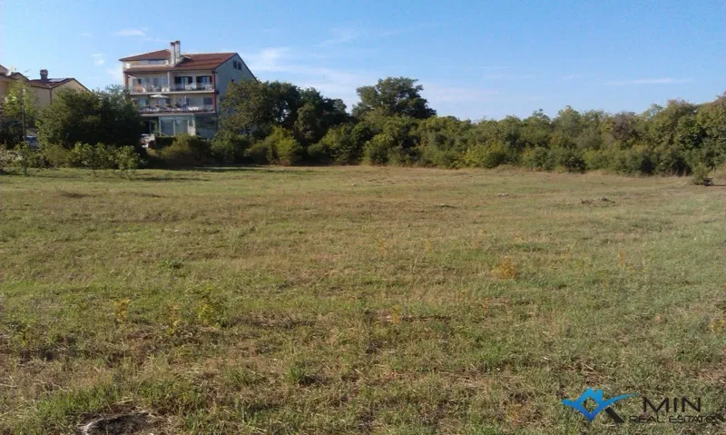 Land Rovinj – 2