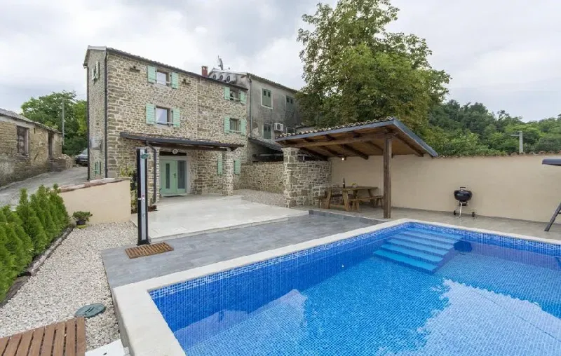 Casa in pietra ristrutturata con piscina - Montona – 2