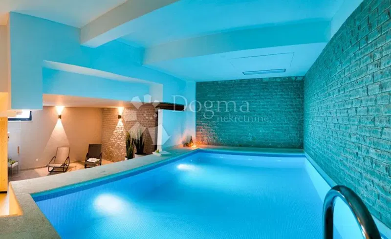 Exkluzív tengerparti villa panorámás kilátással és privát wellness oázissal a Čiovo-szigeten – 2