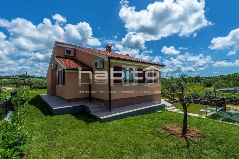 VISNJAN - WELL SELLED BUSINESS FOR SALE - 3 BEAUTIFUL HOUSES WITH POOL – 2