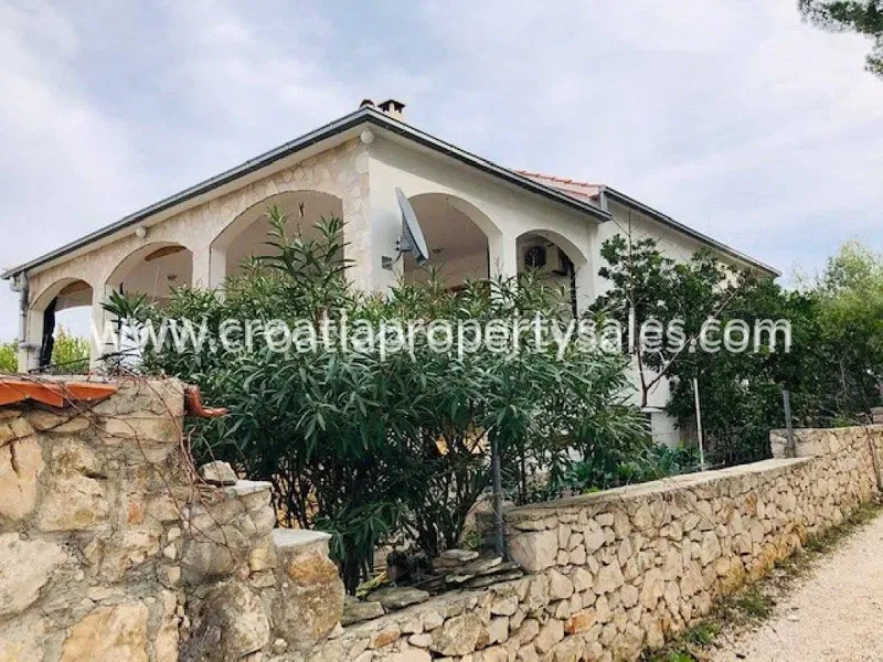 Brac, house for sale, 1.200.000 € – 3