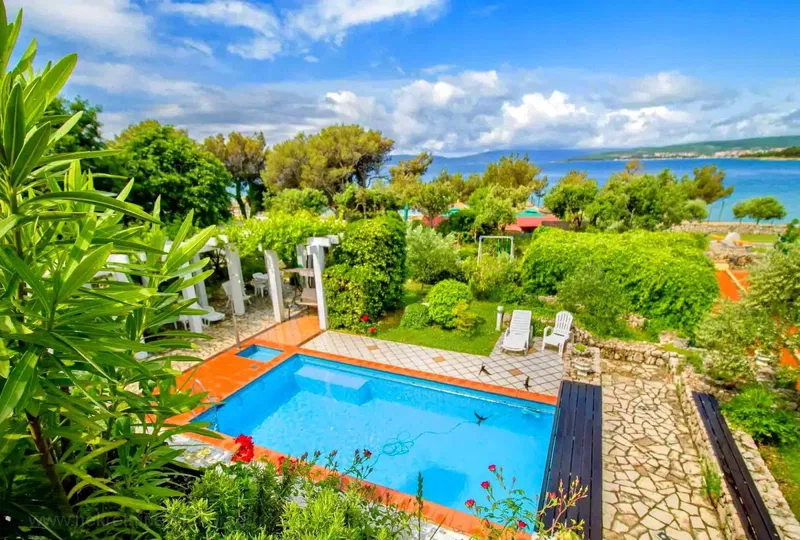 Punat, house 1st row to the sea with swimming pool – 2