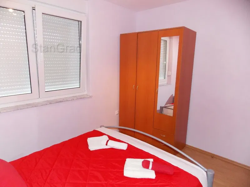 Malinska, nuova casa con 6 appartamenti – 2