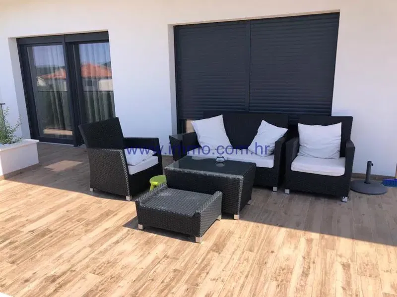 VILLA CON VISTA MARE VICINO A SIBENICO – 3