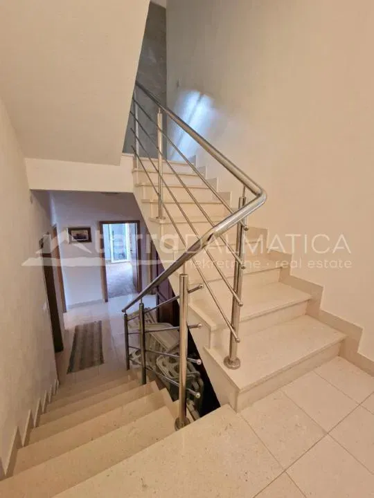 House with sea view – 2
